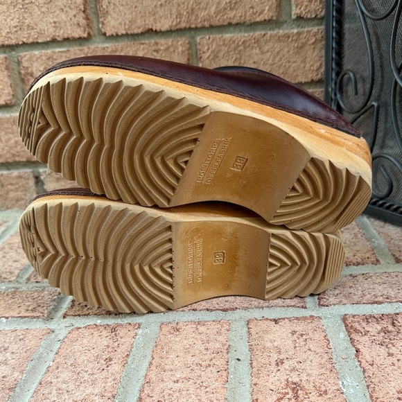 Troentorp Brown Leather Slip-On Clogs - Picture 5 of 6